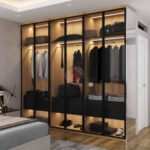 دولاب ملابس